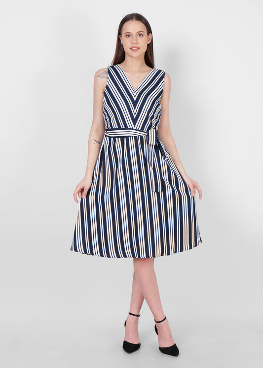 Elegant Blue Sleeveless Printed Maxi Dress
