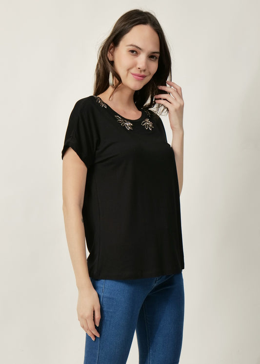 DRIRO Embellished T-Shirt for a casual yet smart day wear