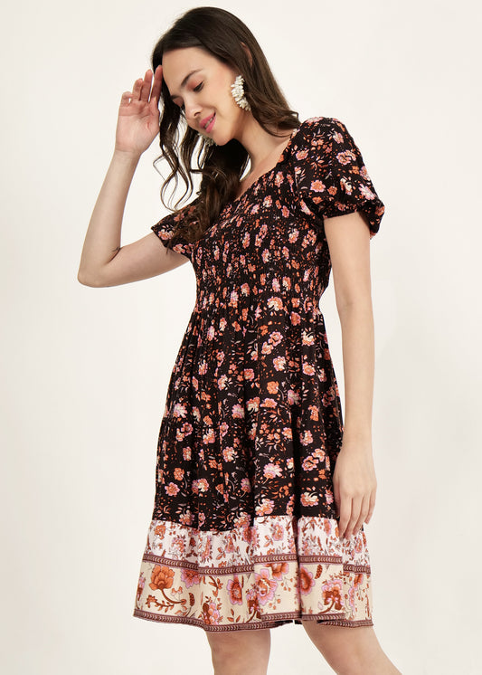 DRIRO FLORAL SMOCK TIERED DRESS